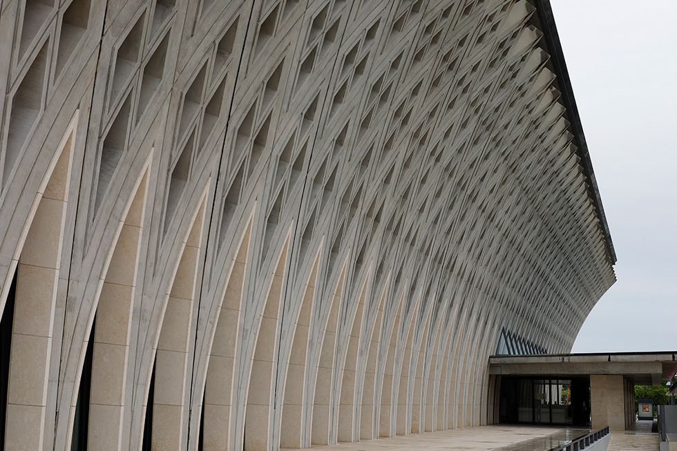 国立劇場おきなわ外観イメージ