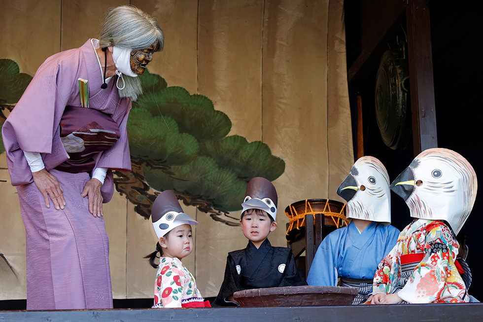 本公演舌切雀イメージ01