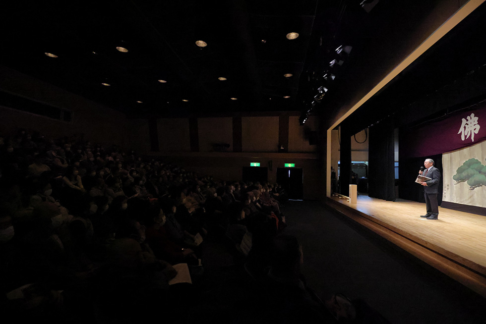 八木教授イメージ