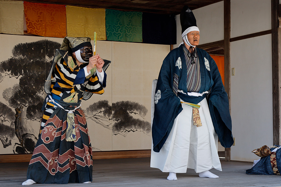 鞍馬寺花供養奉納でんでん虫イメージ02