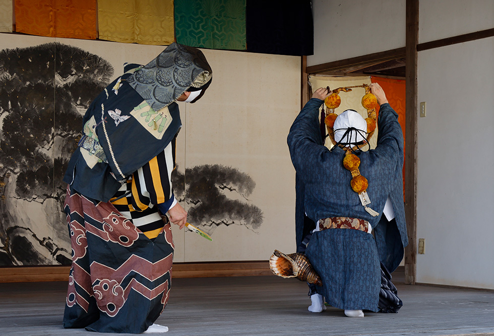鞍馬寺花供養奉納でんでん虫イメージ03