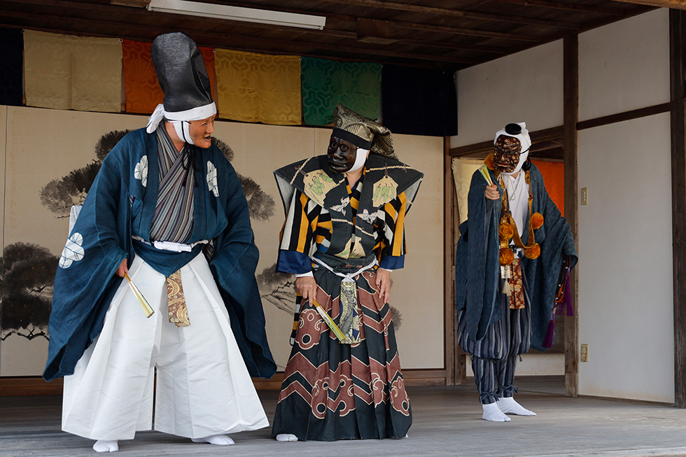 鞍馬寺花供養奉納でんでん虫イメージ04
