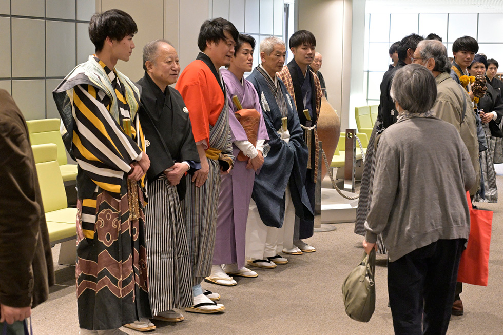 民博公演お見送りイメージ