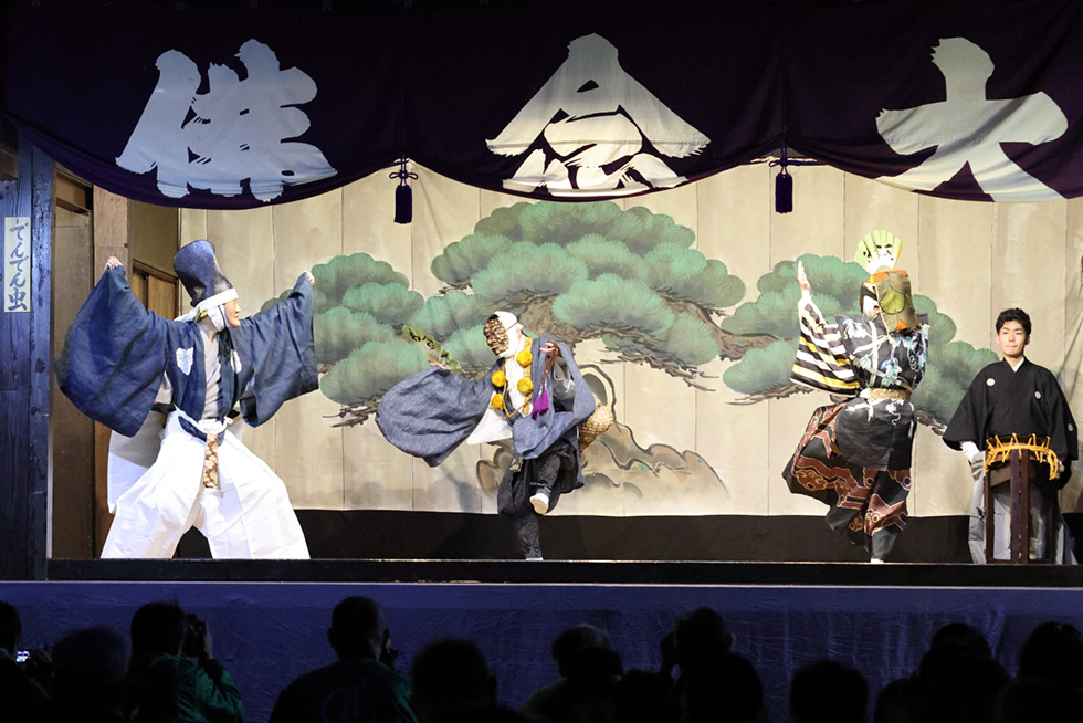 50周年本公演でんでん虫イメージ02