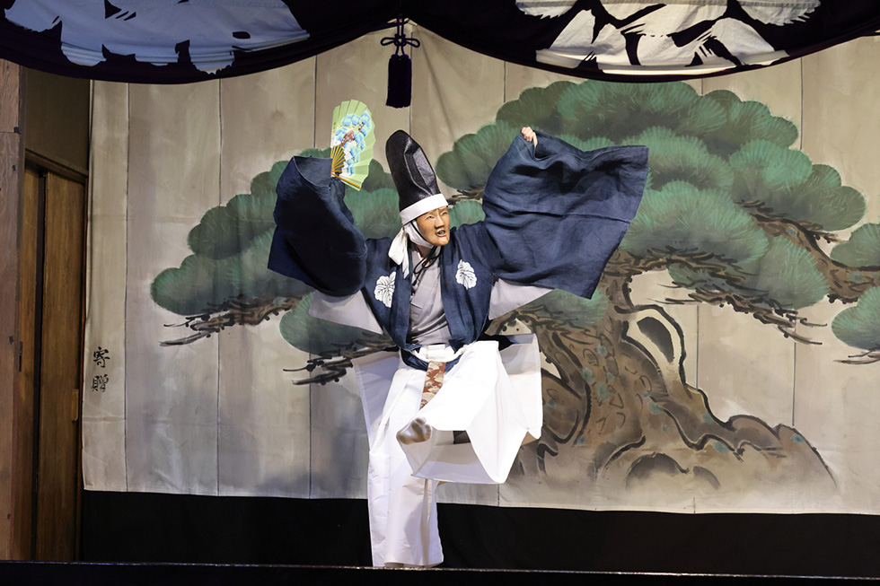 50周年本公演でんでん虫イメージ03