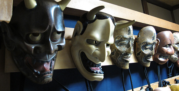 ゑんま堂狂言本公演の様子