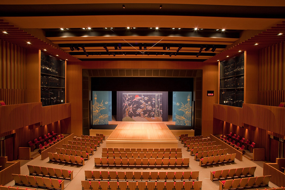 国立劇場おきなわ大劇場イメージ