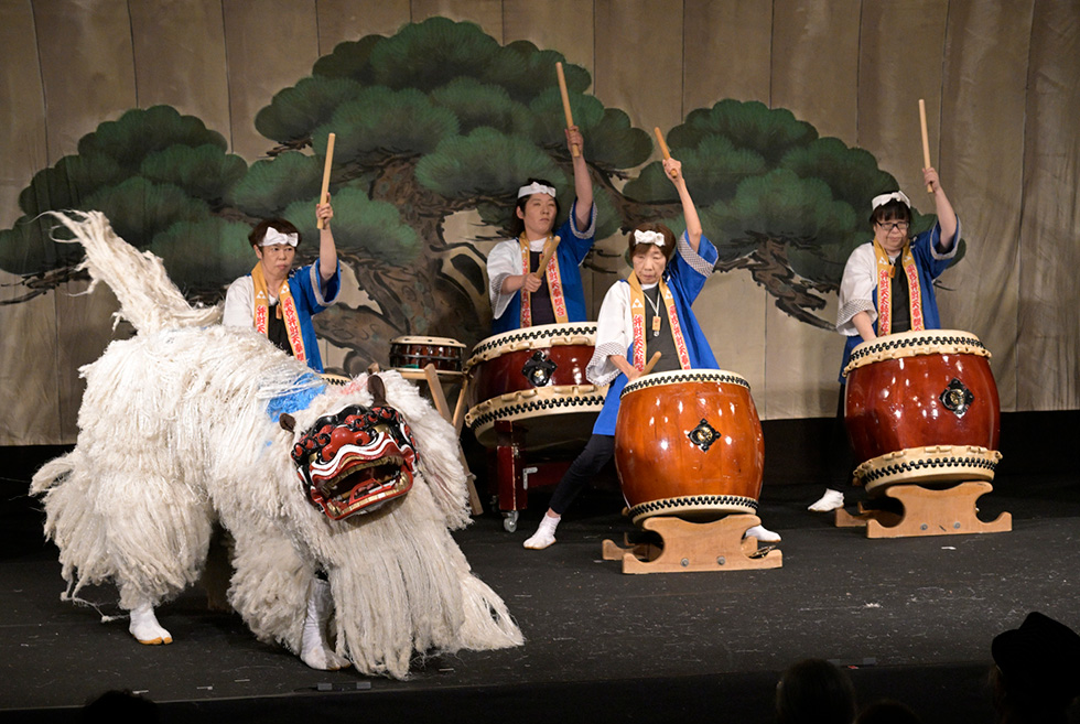 原谷弁財天獅子舞イメージ1