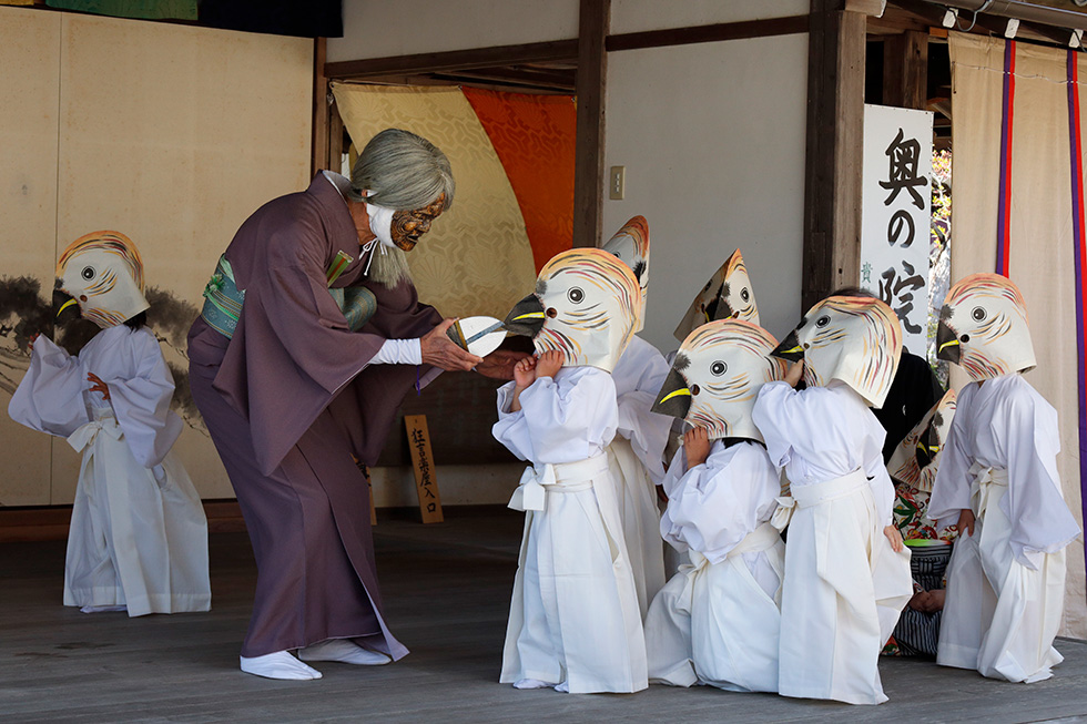 鞍馬寺予告舌切雀イメージ